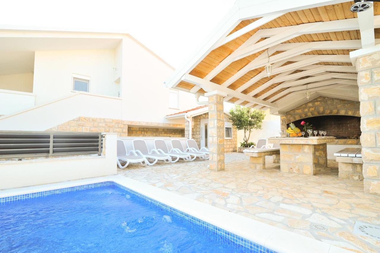 Apartmant Shine Luxury Maslenica Buitenkant foto