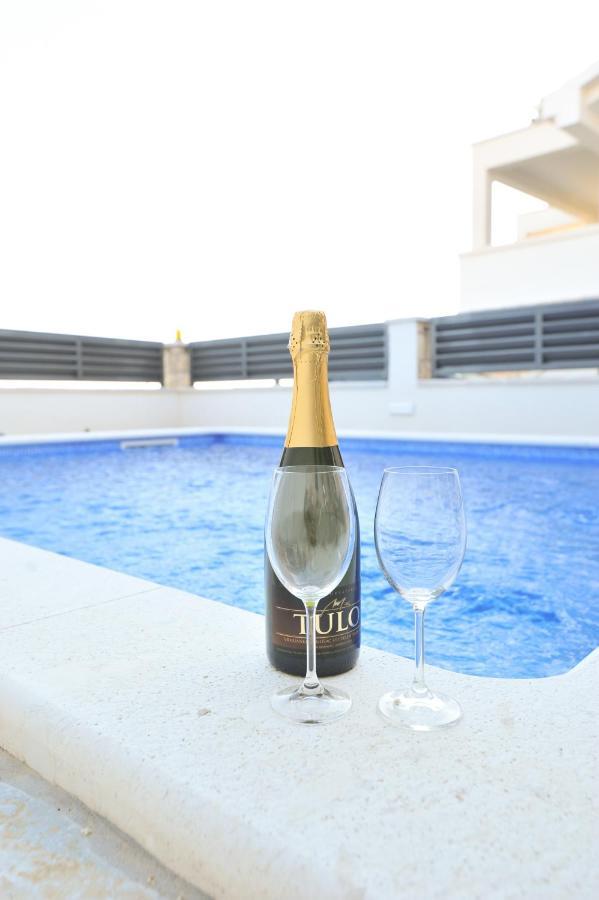 Apartmant Shine Luxury Maslenica Buitenkant foto